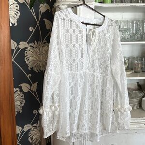 #146 Fabulous lace, top size extra large